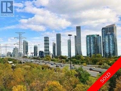 Toronto Apartment for sale:  2 bedroom  (Listed 2021-11-19)